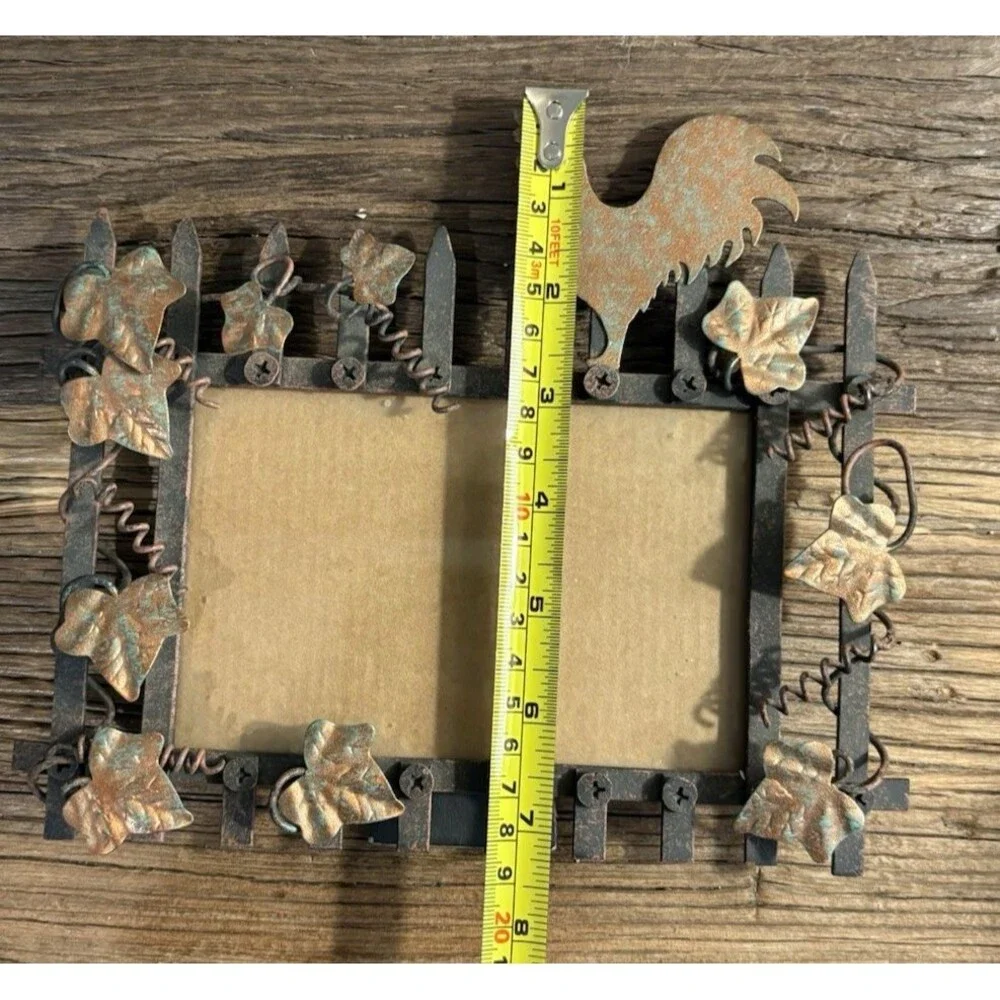 Metal Bronze Picket Fence Rooster Picture Frame Holds 4X6 Inches Used